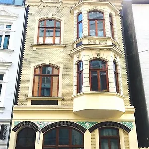 Jugendstilhaus Riverside City Fuer Urlaub Und Business , BRE Duitsland